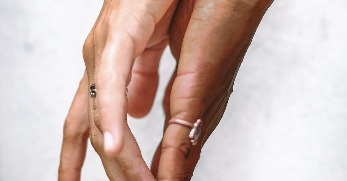 Australian Opal Engagement Rings: Celebrating the Beauty of Down Under