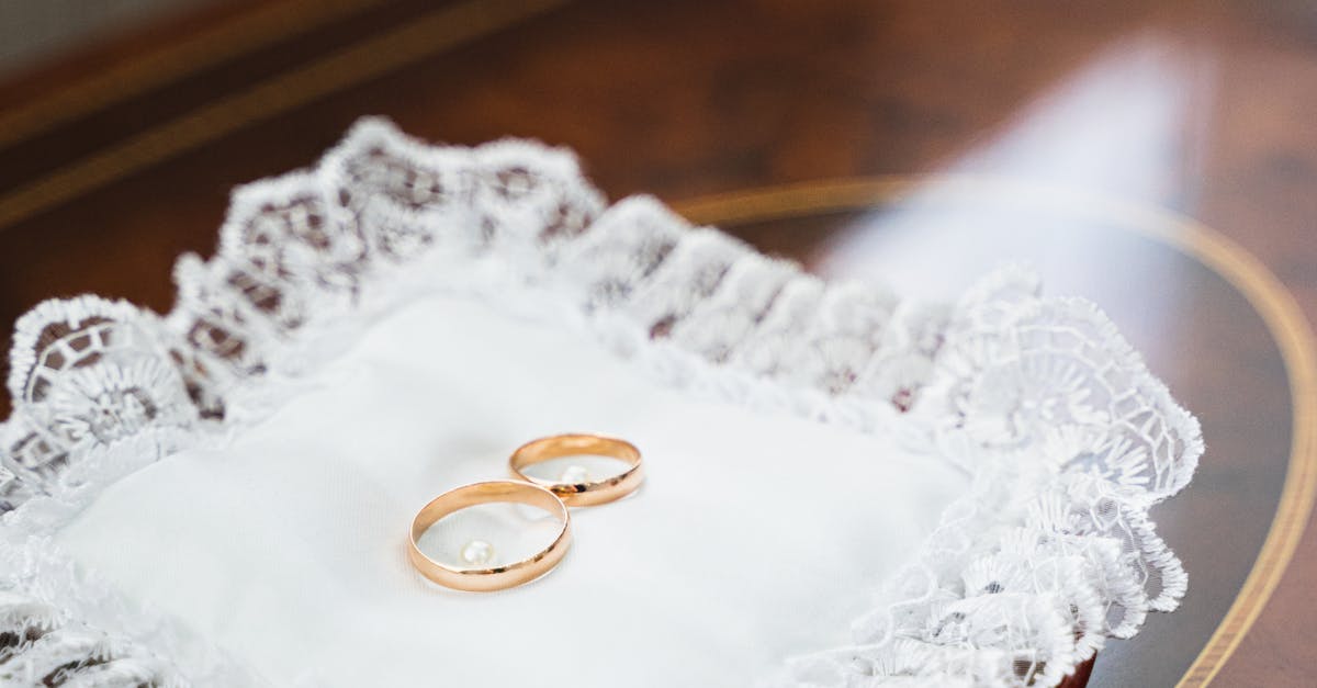 How to Authenticate and Appraise Vintage Engagement Rings